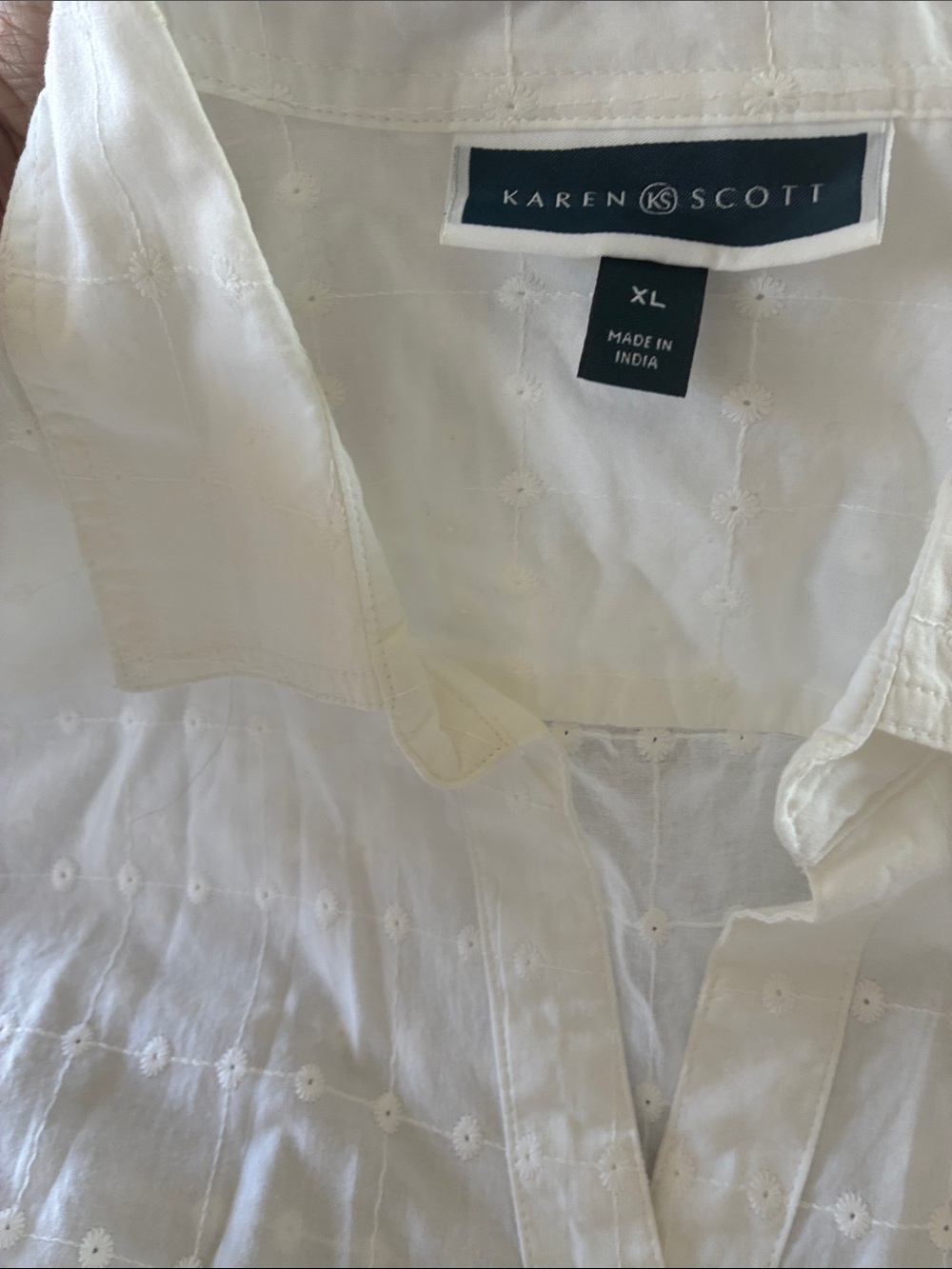 Karen Scott White Eyelet Button-Front Shirt